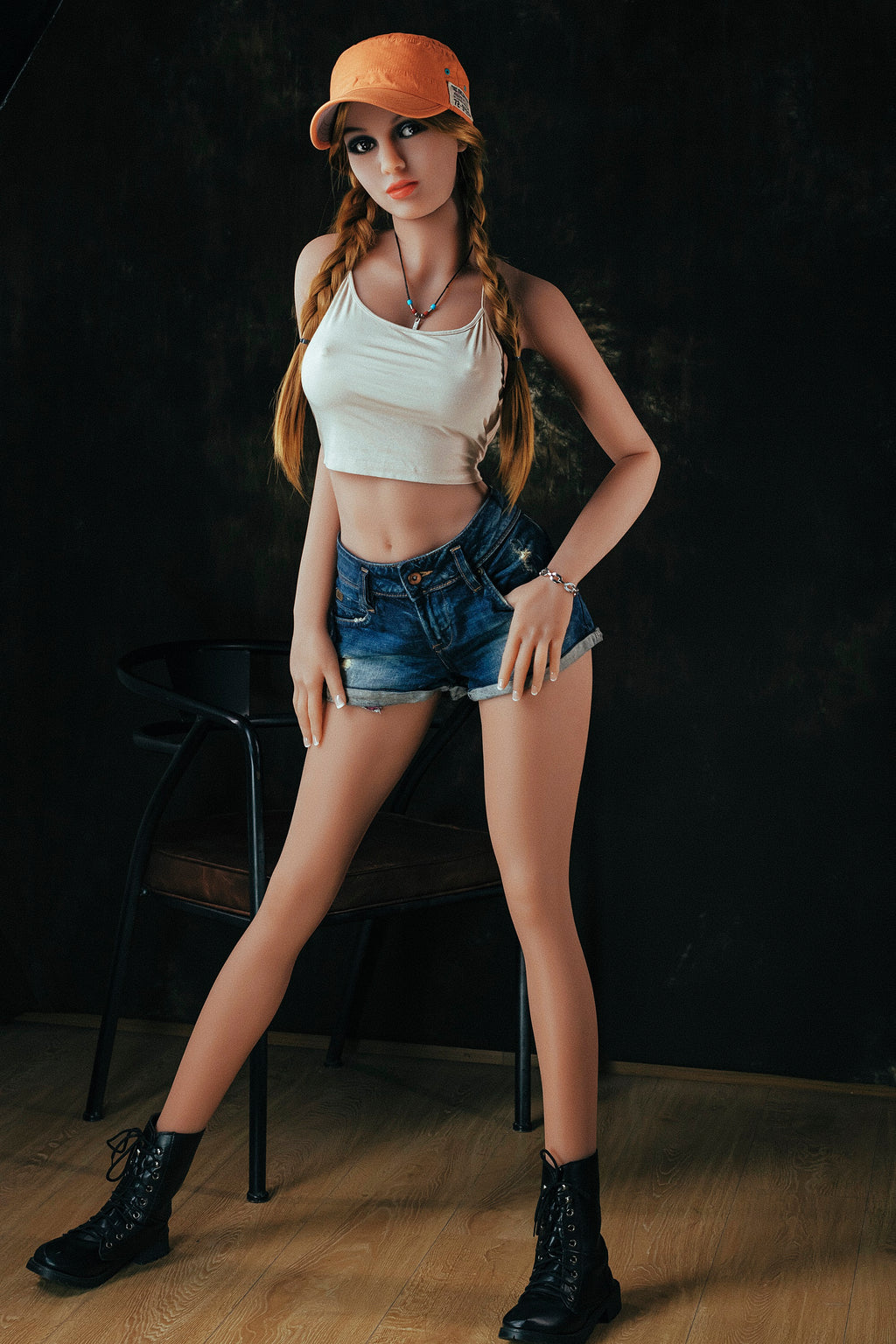 Beautiful doll with tall stature, large breasts, and buttocks, slim face and slim body simulation doll
