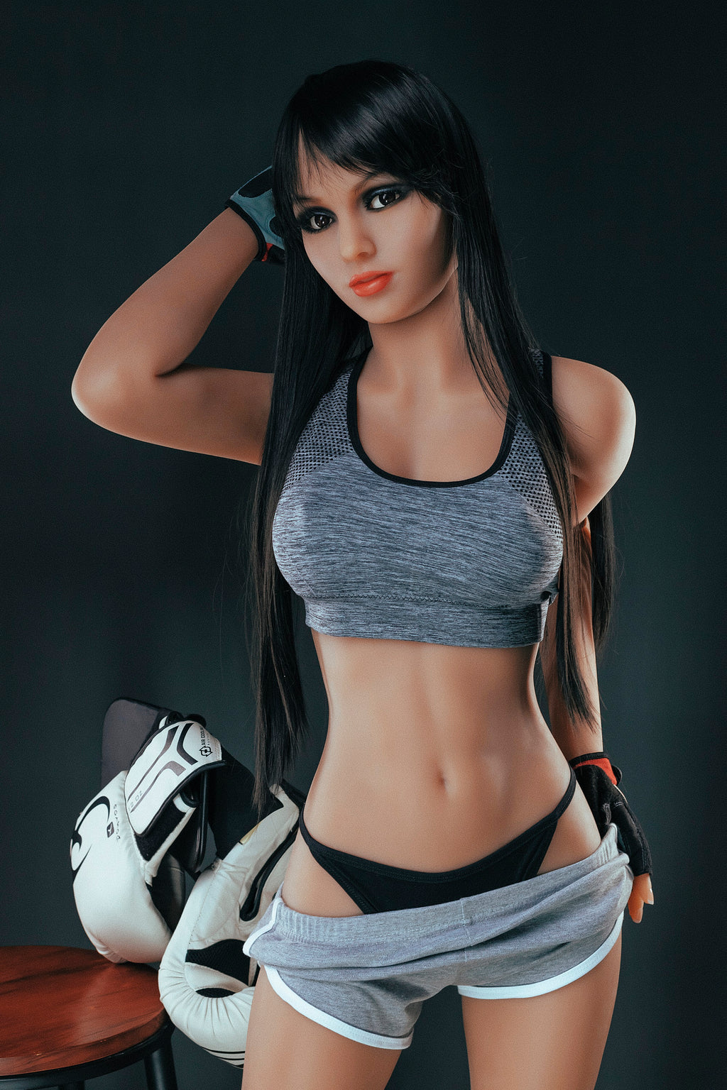 Beautiful doll with tall stature, large breasts, and buttocks, slim face and slim body simulation doll