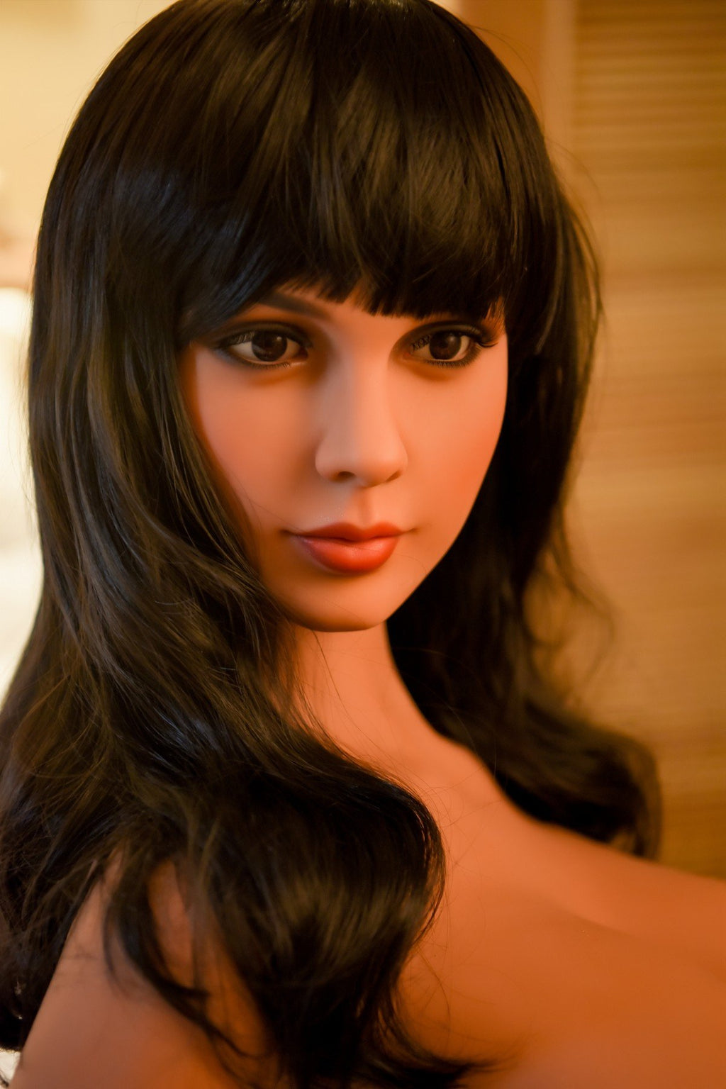 Cute and sexy big-breasted realistic doll